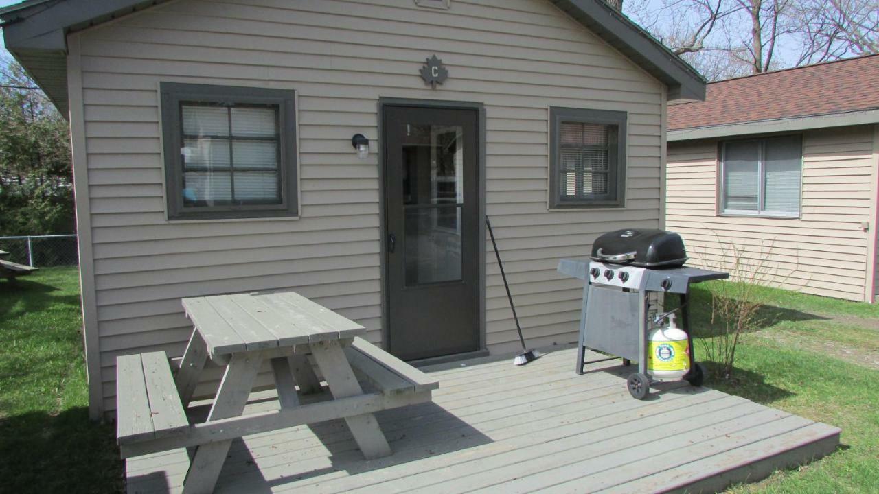 The Maples Cottages In Port Elgin Exterior foto